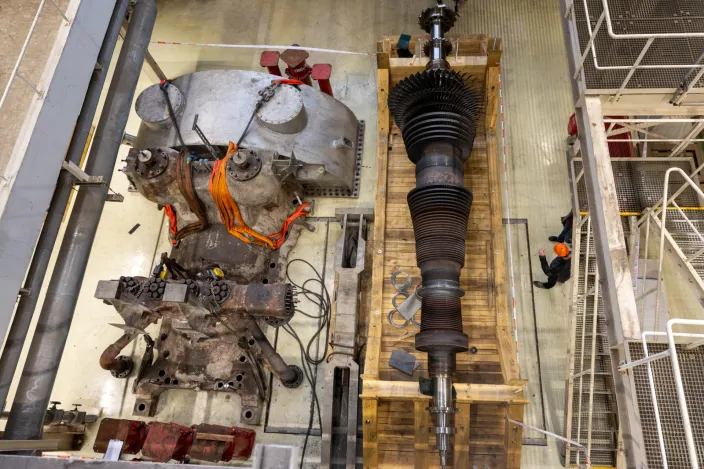 DEMONTÁŽ ROTORU TURBÍNY_340A0844